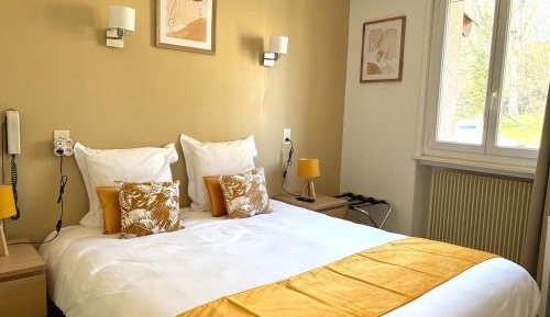 Double Room with Private Bathroom