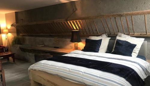 Suite with Pool View