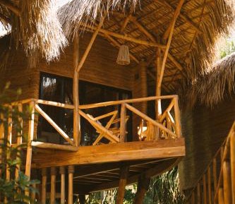 Deluxe One-Bedroom Apartment with Ocean View