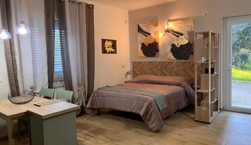 Studio with Garden View