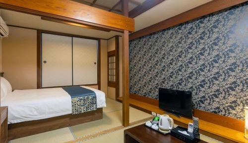 Japanese-Style Quadruple Room