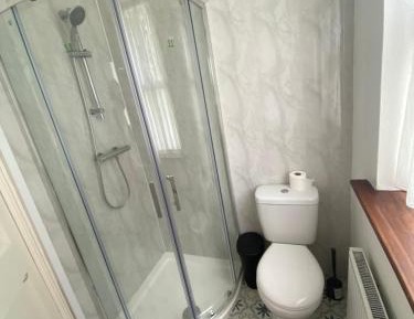 Basic Triple Room with Shared Bathroom