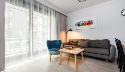 One-Bedroom Apartment with Balcony