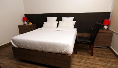 Deluxe Double Room with Shower