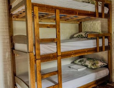 Single Bed in Mixed Dormitory Room