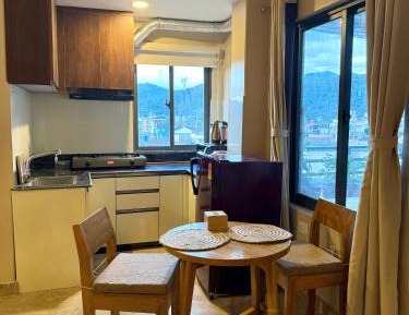 Studio Apartment with King Bed