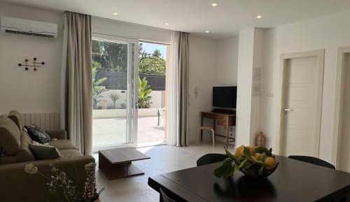 One-Bedroom Standard Apartment