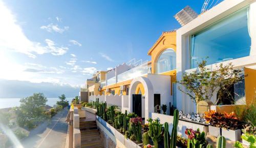 Villa with Sea View