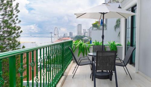 Three-Bedroom Apartment with View