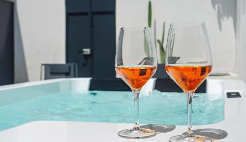 Apartment with Jacuzzi