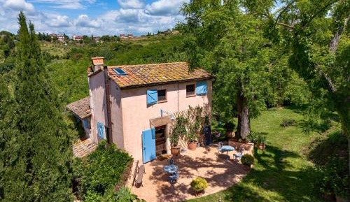 Apartment with Garden View
