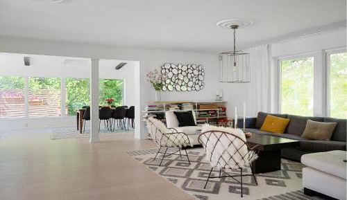 Four-Bedroom Holiday Home