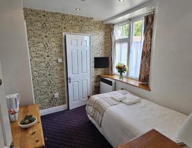 Single Room with Private Bathroom