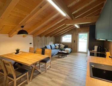 Three-Bedroom Apartment with Mountain View