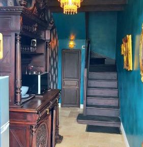 King Room with Balcony