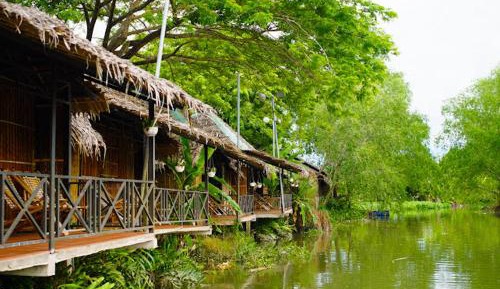 Quadruple Room with Balcony