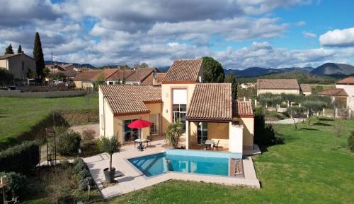 Three-Bedroom Holiday Home 