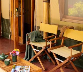 Luxury Two-Bedroom Tent - Shuttle from and to Train Station Included