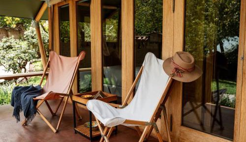 Luxury Family Tent - Shuttle from and to Train Station Included