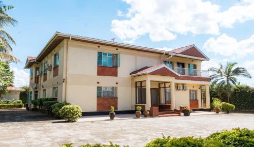Four-Bedroom Holiday Home