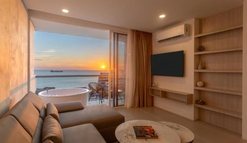 Two-Bedroom Apartment with Sea View