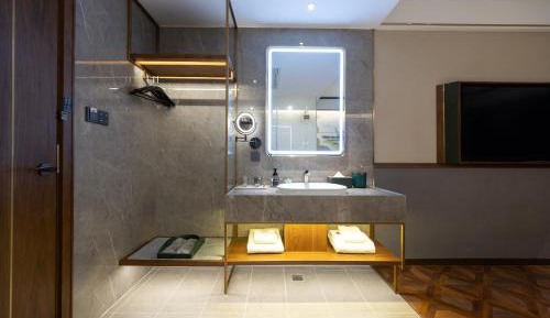 Large Double Room