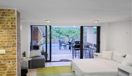 One-Bedroom Holiday Home