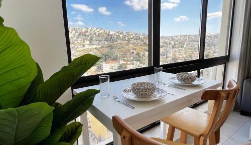 One-Bedroom Apartment with View