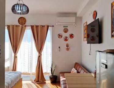 Studio with Balcony