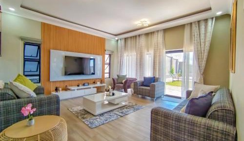 Apartment with Balcony