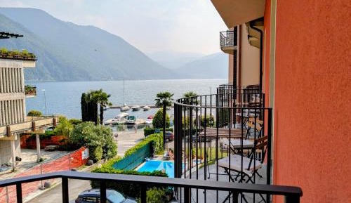 Double Room with Lake View