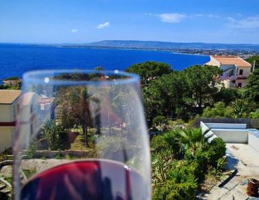 Two-Bedroom Deluxe Apartment