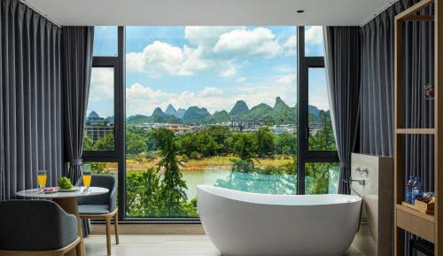 Deluxe Double Room with Bath