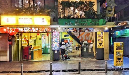 Single Bed in Mixed Dormitory Room