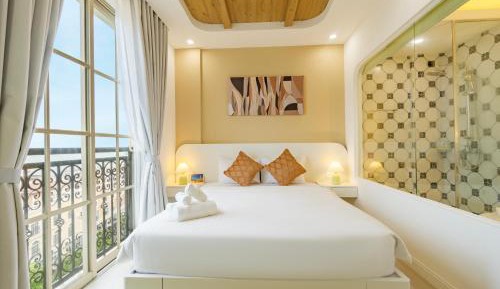 Deluxe Double Room with Sea View