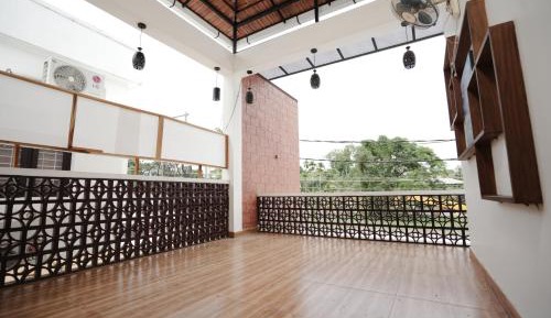 Triple Room with Balcony