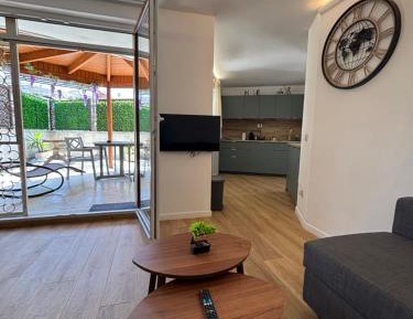 Two-Bedroom Apartment with City View
