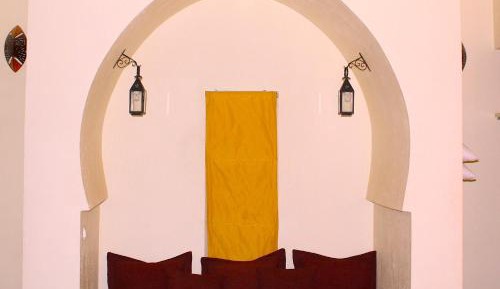 African Suite (03 Adults)