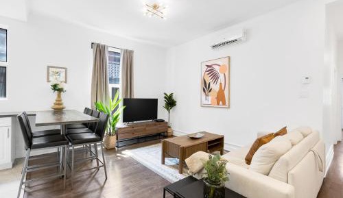 Two-Bedroom Deluxe Apartment