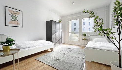 Three-Bedroom Apartment with Balcony