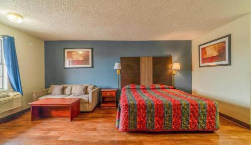 King Bed Non-Smoking