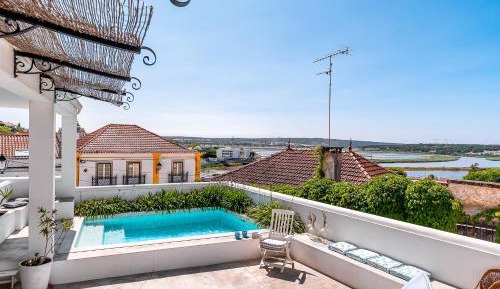 Three-Bedroom Superior Apartment