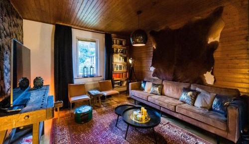 Seven-Bedroom Holiday Home