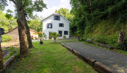 Two-Bedroom Superior Apartment