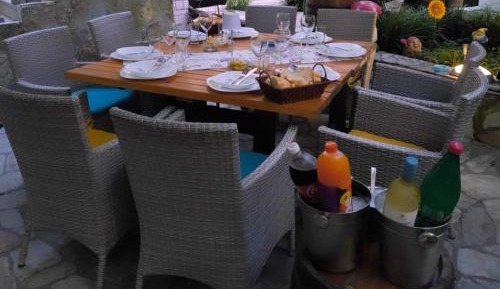 One Bedroom Apartment