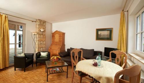 Apartment - Split Level