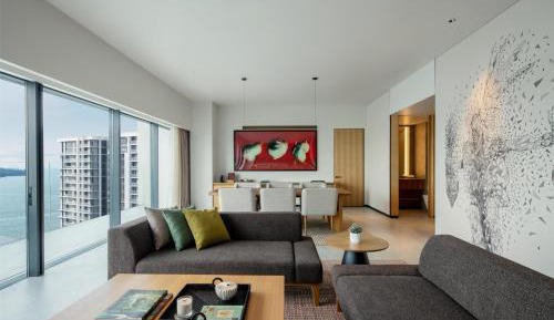 King Suite with Sea View