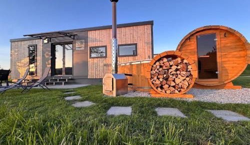 Three-Bedroom Holiday Home 
