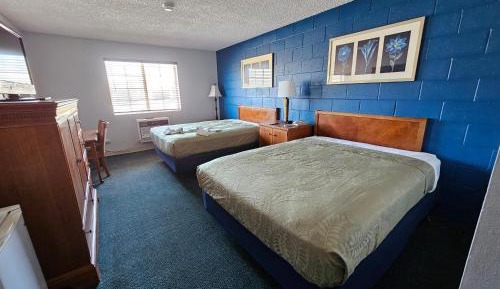 Non-Smoking Double Queen Room