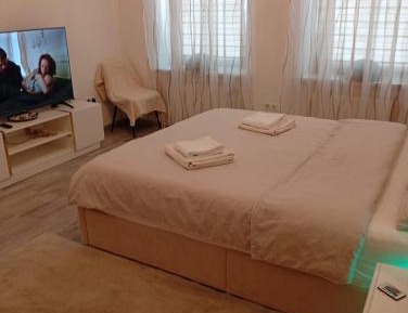 Three-Bedroom Deluxe Apartment